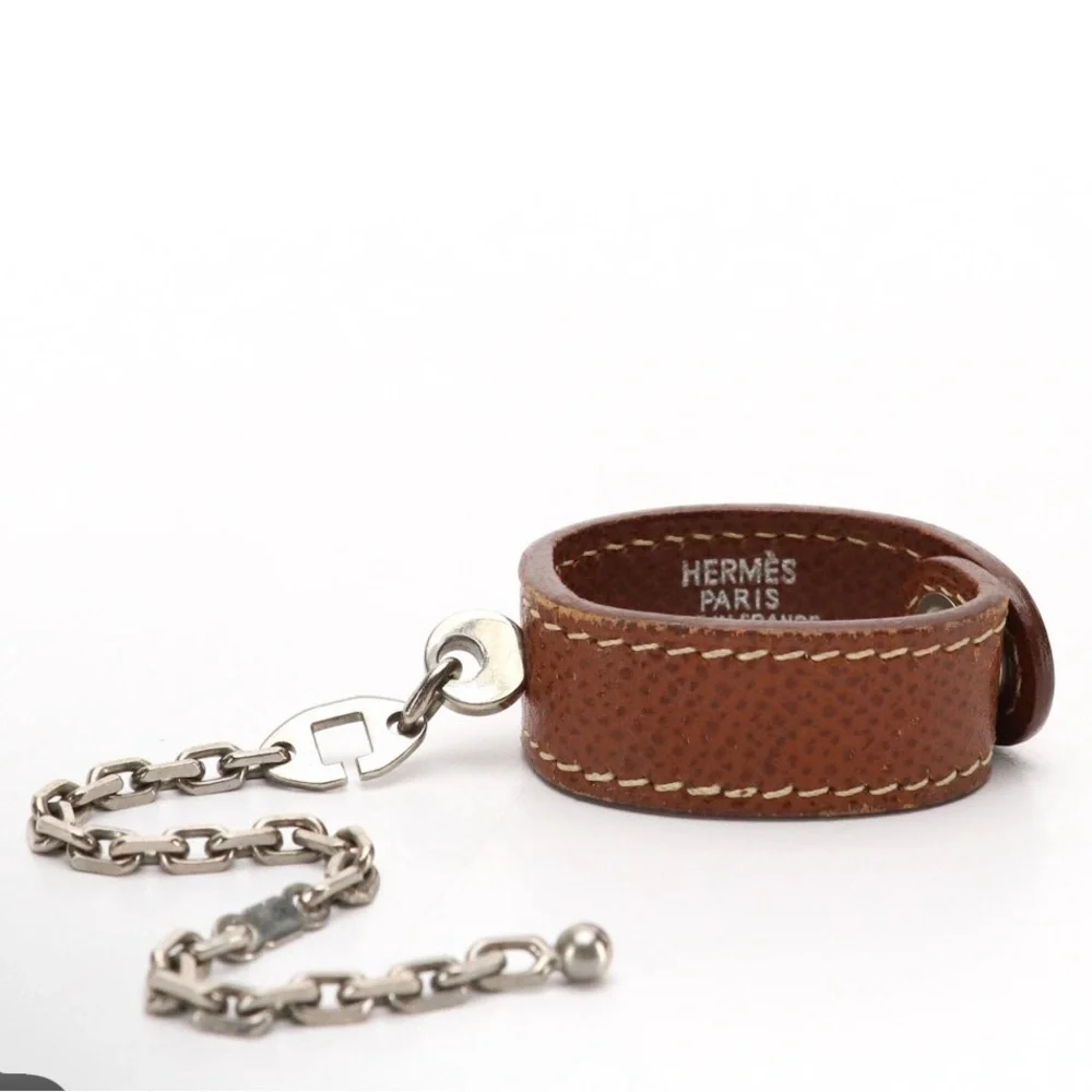 Hermès Nomade Glove Holder in Brown Leather